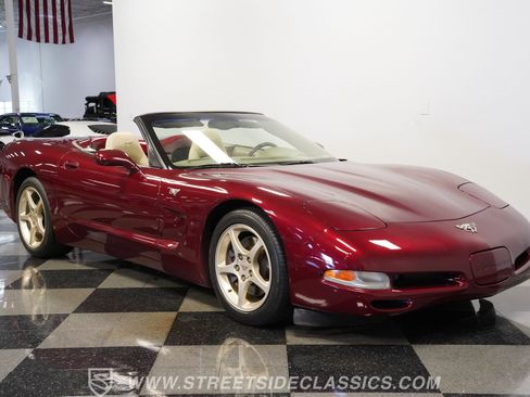 Used 2003 Chevrolet Corvette Convertible w/ Preferred Equipment Group1 RWD image 17