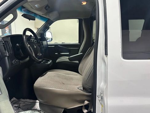 Used 2016 Chevrolet Express 3500 LT w/ LT Preferred Equipment Group image 14