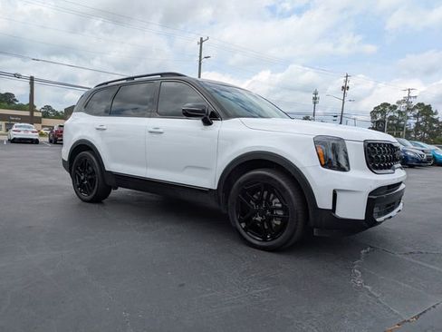 Used 2025 Kia Telluride SX Prestige X-Line AWD/4WD image 3
