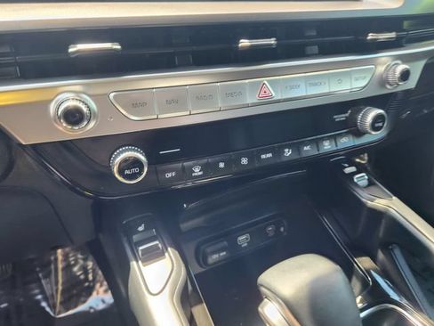 Used 2023 Kia Telluride S w/ S Sunroof Package AWD/4WD image 17