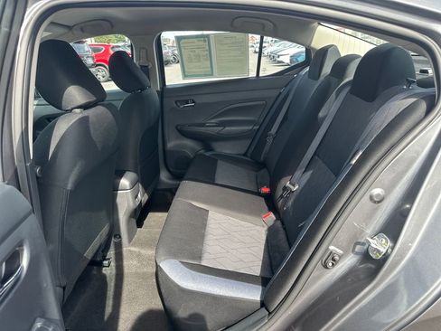 Used 2025 Nissan Versa SV FWD image 16