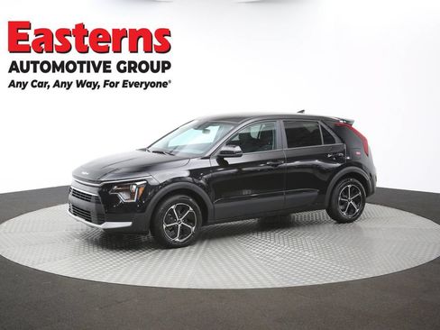 Used 2025 Kia Niro LX FWD image 44