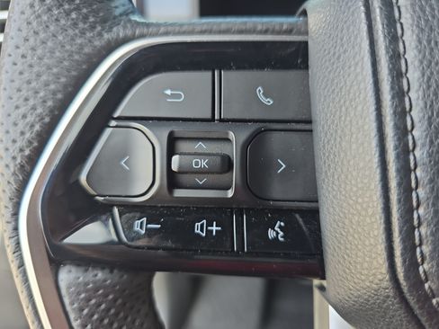 Used 2024 Toyota Tundra Platinum w/ TRD Off-Road Package AWD/4WD image 16