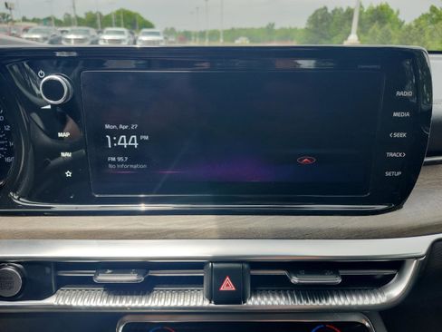 Used 2023 Kia K5 EX FWD image 12
