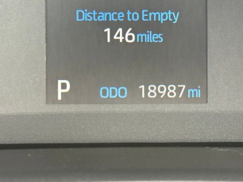 Used 2025 Toyota Corolla LE image 25