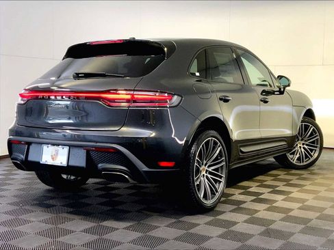 Certified 2026 Porsche Macan AWD/4WD image 7