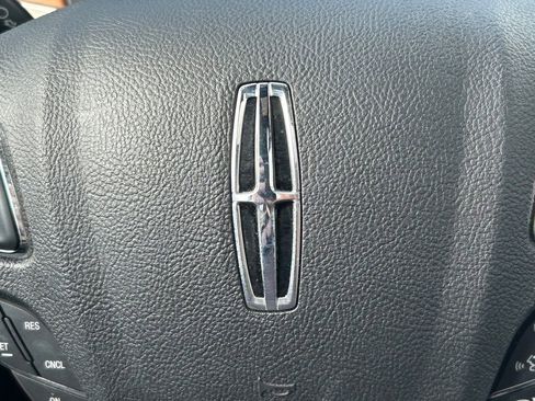 Used 2019 Lincoln MKC Reserve w/ MKC Climate Package FWD image 36