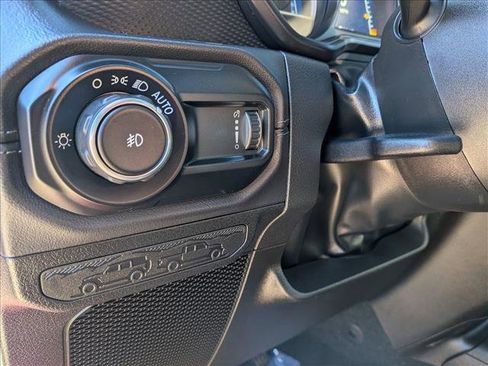 Used 2024 Jeep Wrangler Unlimited Rubicon 392 image 16