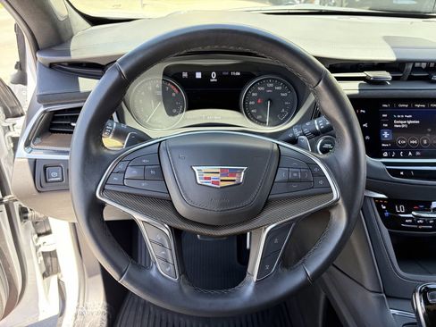 Used 2020 Cadillac XT5 Sportv w/ Platinum Package AWD/4WD image 23