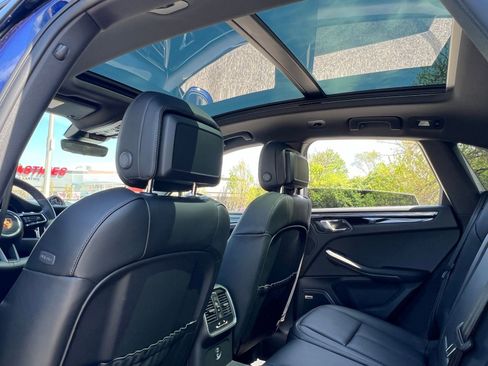 New 2026 Porsche Macan AWD/4WD image 22