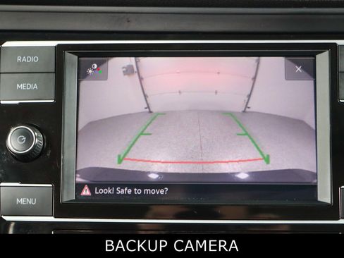 Used 2024 Volkswagen Jetta SE image 18