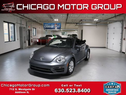 Used 2018 Volkswagen Beetle 2.0T S FWD image 1