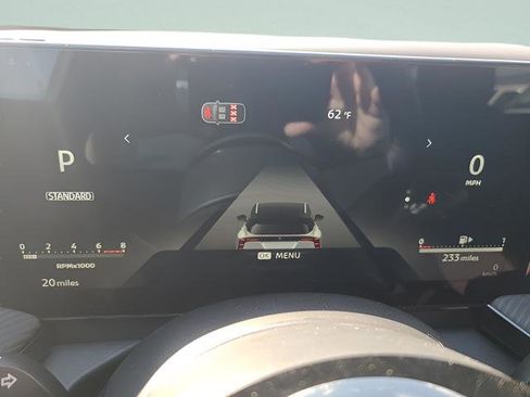 New 2026 Nissan Kicks SR w/ Cold Weather Package image 9