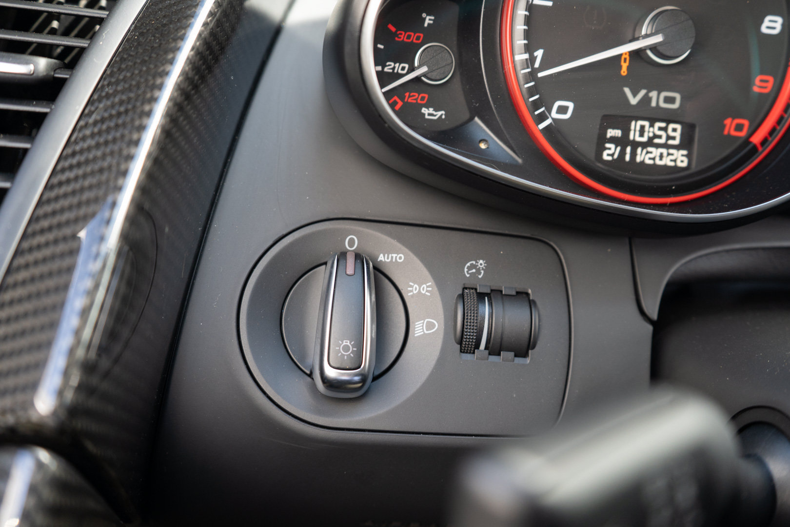 Used 2010 Audi R8 V10 AWD/4WD image 15