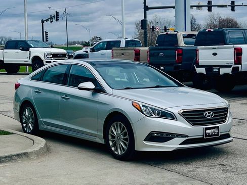 Used 2015 Hyundai Sonata Limited w/ Option Group 05 image 7