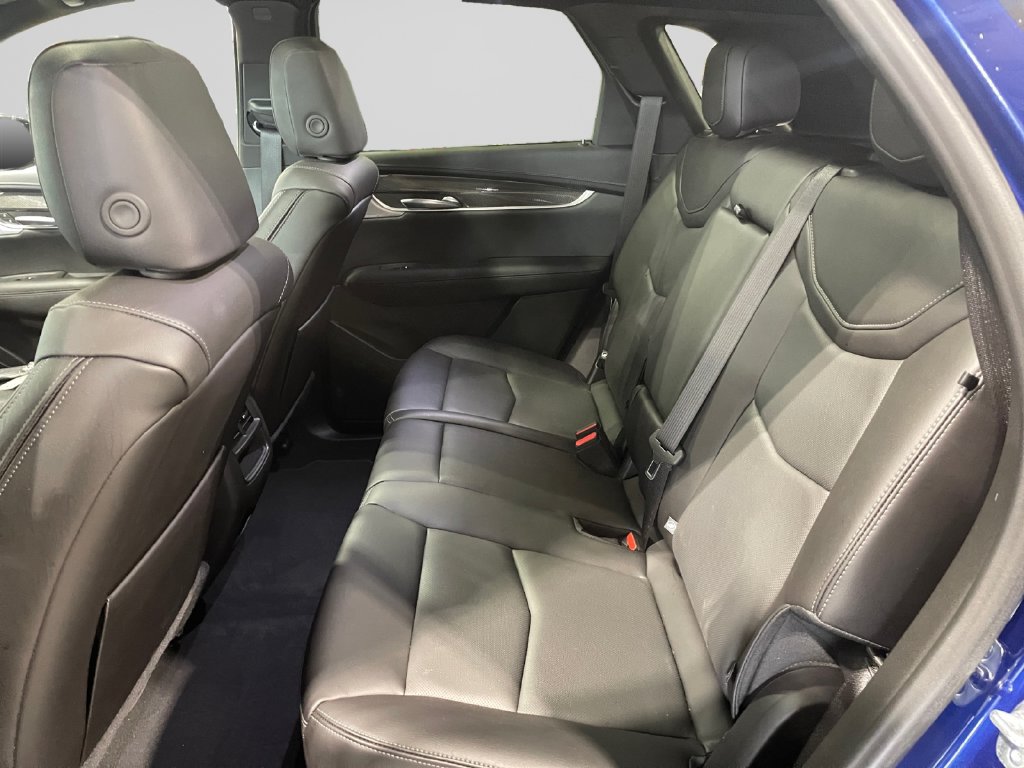 Used 2025 Cadillac XT5 Sportv AWD/4WD image 19