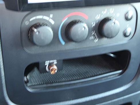 Used 2003 Dodge Ram 3500 Truck SLT image 25