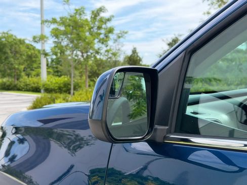 Used 2019 Chevrolet Colorado W/T w/ WT Convenience Package RWD image 21