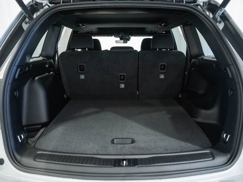 New 2026 Jeep Grand Cherokee Laredo X image 10