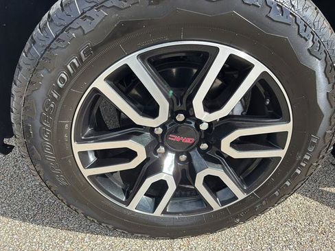 Used 2022 GMC Sierra 1500 AT4 image 9