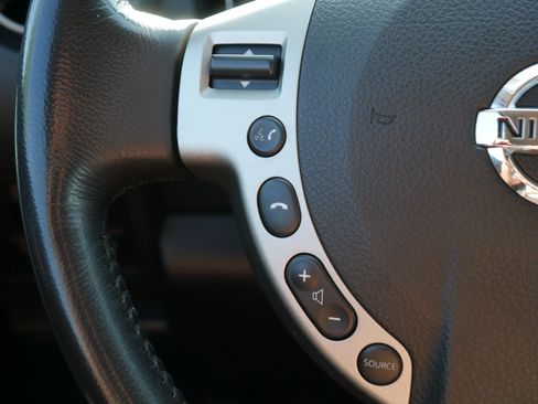 Used 2012 Nissan Rogue SL AWD/4WD image 31