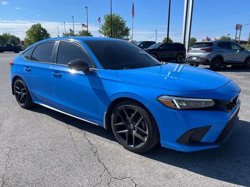 Used 2024 Honda Civic Sport image 2