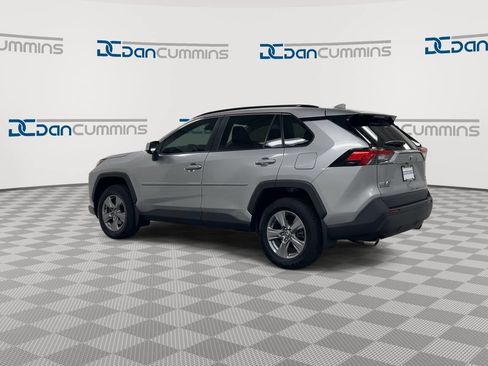 Used 2022 Toyota RAV4 XLE AWD/4WD image 6