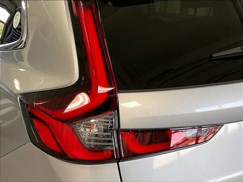 Used 2025 Honda CR-V EX image 33