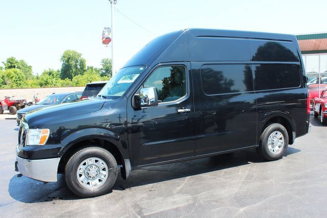 Used 2019 Nissan NV 3500 SL w/ Navigation Package RWD image 2