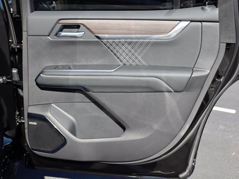 New 2026 GMC Acadia Denali w/ Super Cruise Package image 23