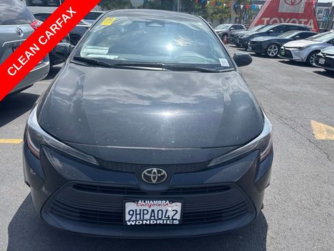 Used 2023 Toyota Corolla LE FWD image 9