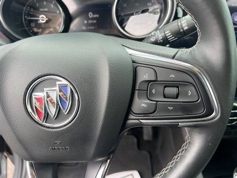 Used 2023 Buick Encore GX Select FWD image 25