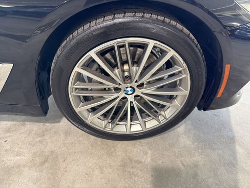 Used 2018 BMW 540i image 11