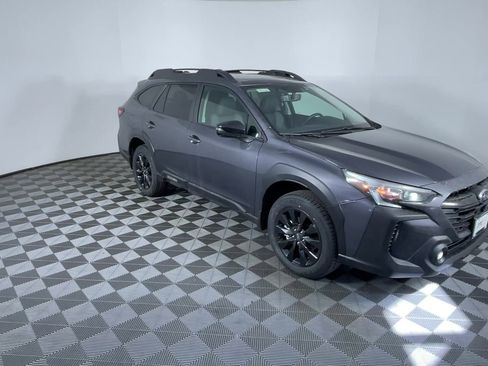 Used 2023 Subaru Outback Onyx Edition XT image 2