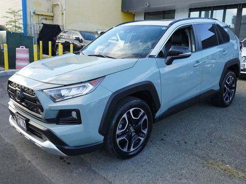 Used 2019 Toyota RAV4 Adventure AWD/4WD image 5