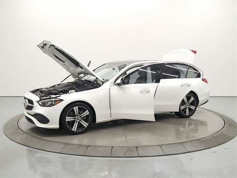 Used 2023 Mercedes-Benz C 300 C 300 image 11