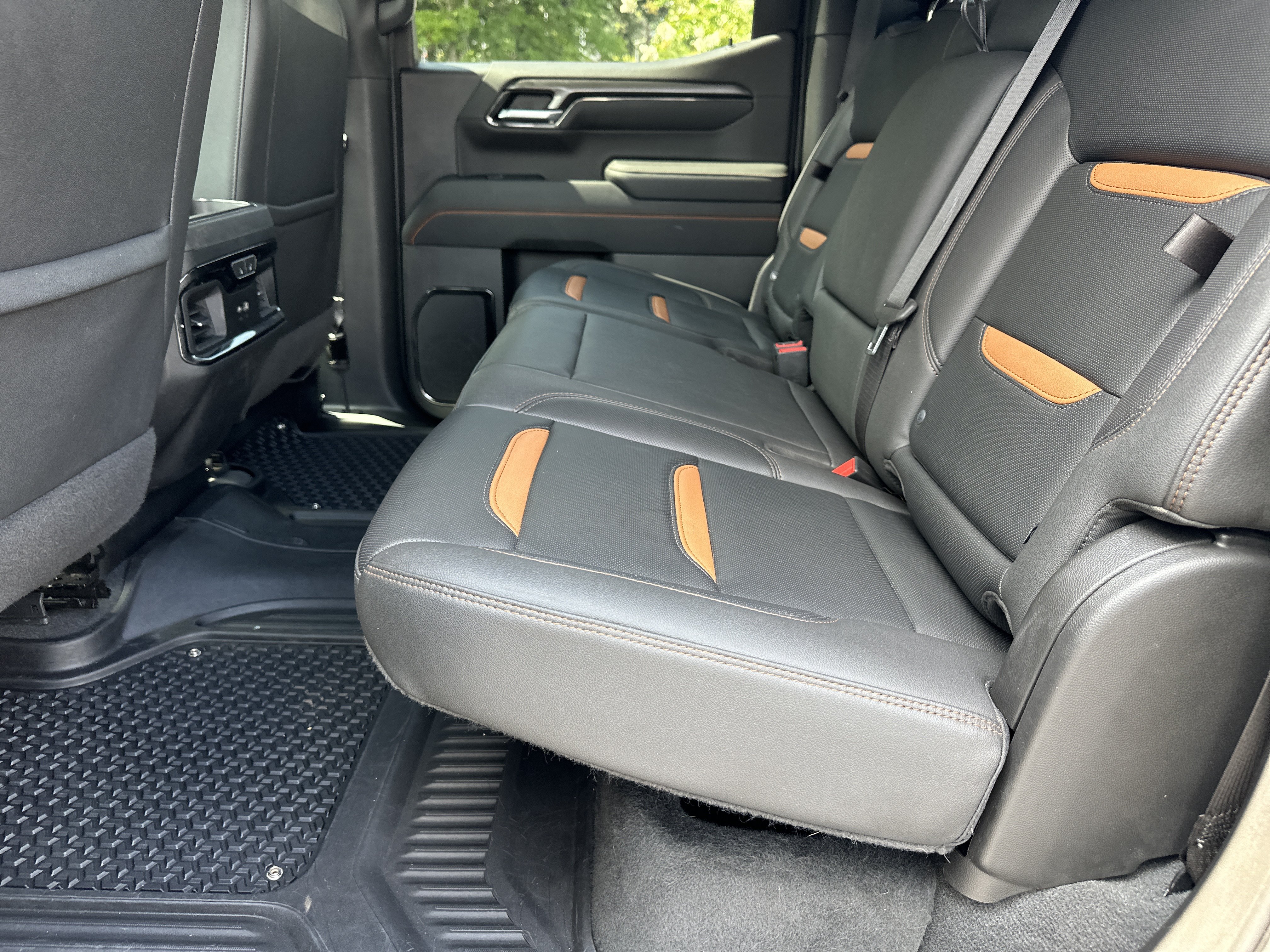 Used 2023 GMC Sierra 1500 AT4 w/ AT4 Premium Package AWD/4WD image 22