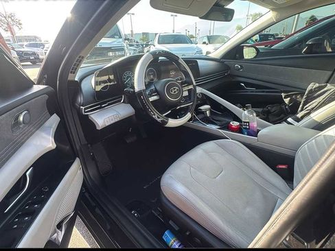Used 2023 Hyundai Elantra Limited w/ Cargo Package FWD image 3