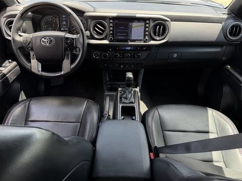 Used 2021 Toyota Tacoma TRD Pro AWD/4WD image 11
