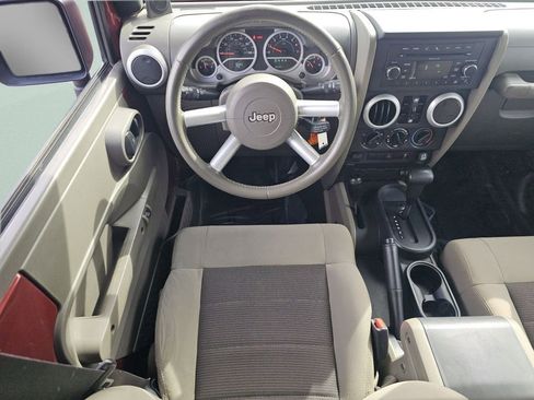 Used 2010 Jeep Wrangler Unlimited Sahara w/ Dual Top Group AWD/4WD image 4