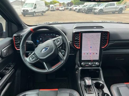 Used 2025 Ford Ranger Raptor AWD/4WD image 19