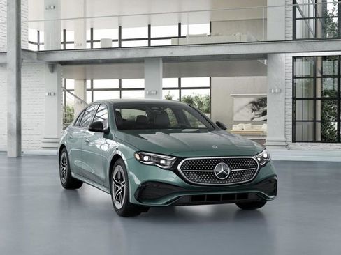 New 2026 Mercedes-Benz E 450 4MATIC Sedan image 9