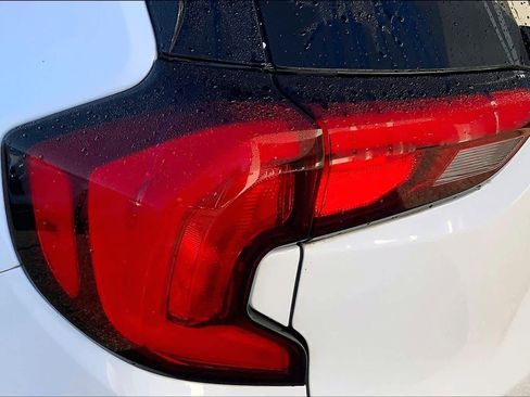 Used 2021 GMC Terrain SLT w/ Infotainment Package II image 28