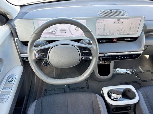 Used 2024 Hyundai Ioniq 5 SEL RWD image 22