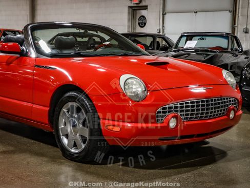 Used 2002 Ford Thunderbird Deluxe image 42