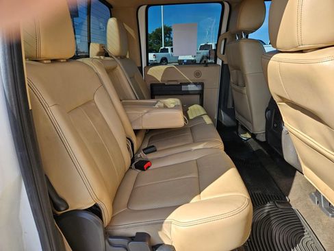 Used 2013 Ford F250 Lariat w/ Lariat Interior Pkg AWD/4WD image 31