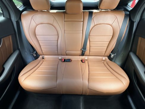 Used 2023 Mercedes-Benz GLC 300 4MATIC Coupe image 15