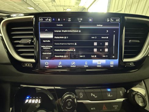 Used 2026 Chrysler Pacifica Select FWD image 29