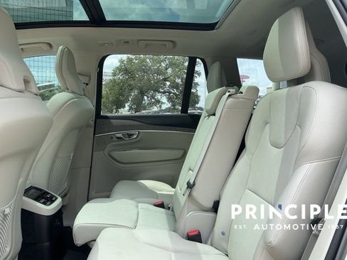 Certified 2023 Volvo XC90 T8 Plus w/ Protection Package Premier AWD/4WD image 32