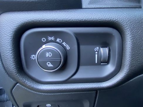 Used 2025 RAM 1500 Tradesman w/ Night Edition image 14